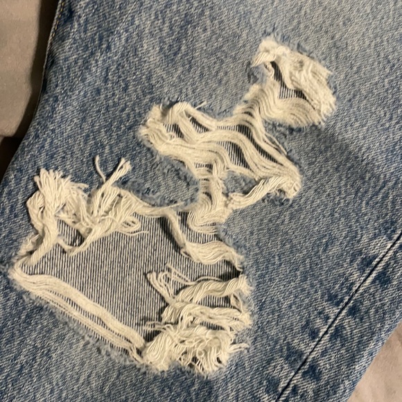 Levi’s - Picture 4 of 5